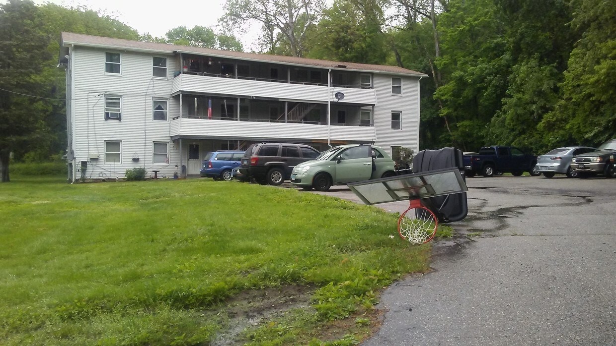 23 Argonne Ter, Seymour, CT 06483 Apartments in Seymour, CT