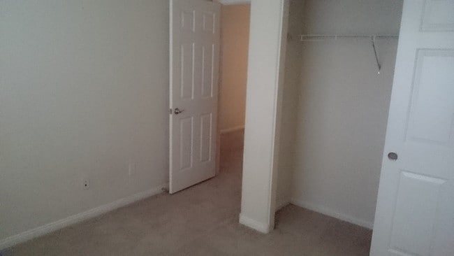 Foto del edificio - 6618 Rumba Ct