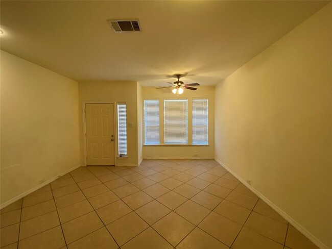 Building Photo - 13146 N Bellaire Estates Dr