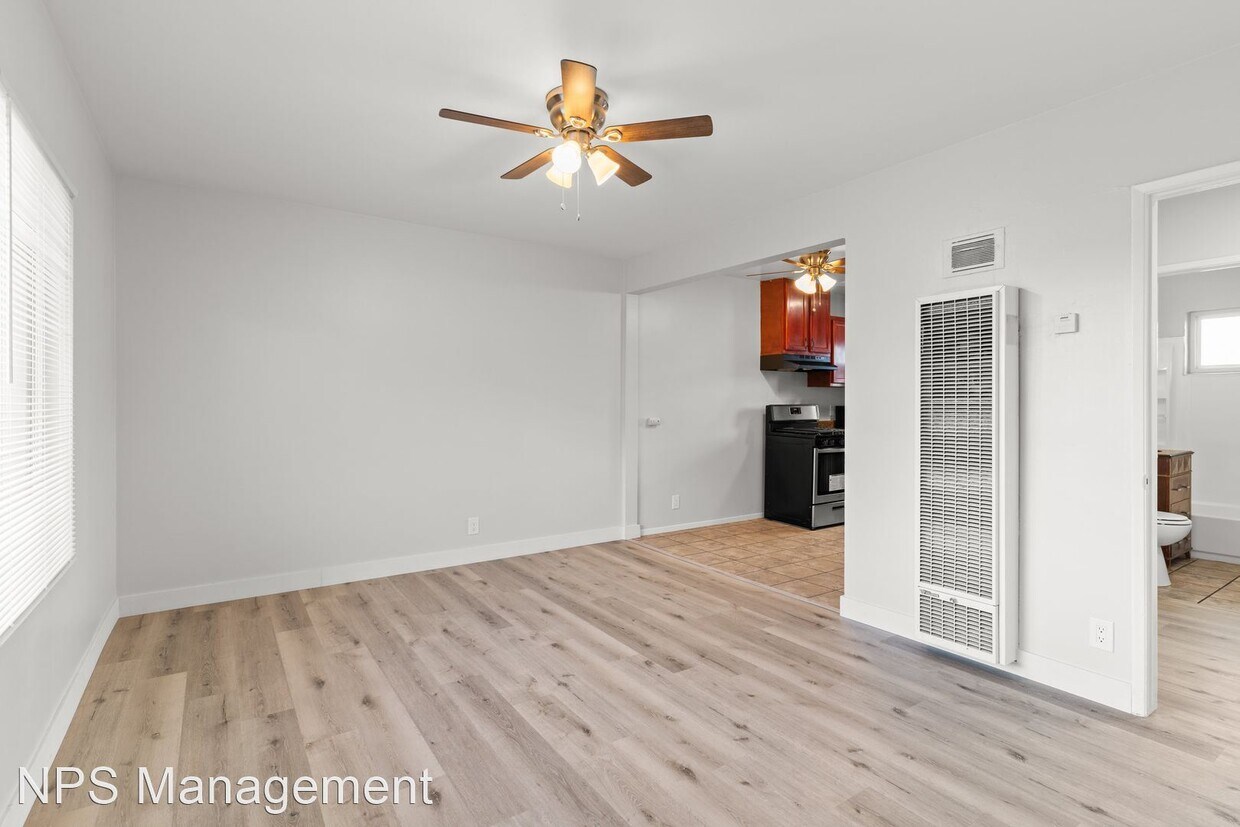 Primary Photo - 1 br, 1 bath Apartment - 621 Cerritos Aven...