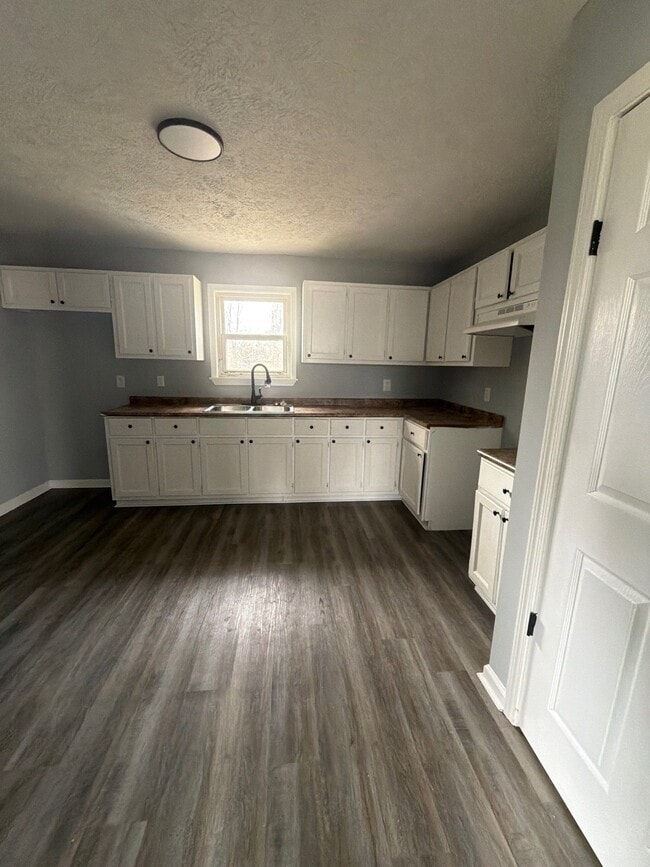 Building Photo - 151 Tisdale St