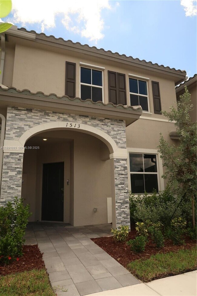 Foto del edificio - 1513 SE 27th Rd