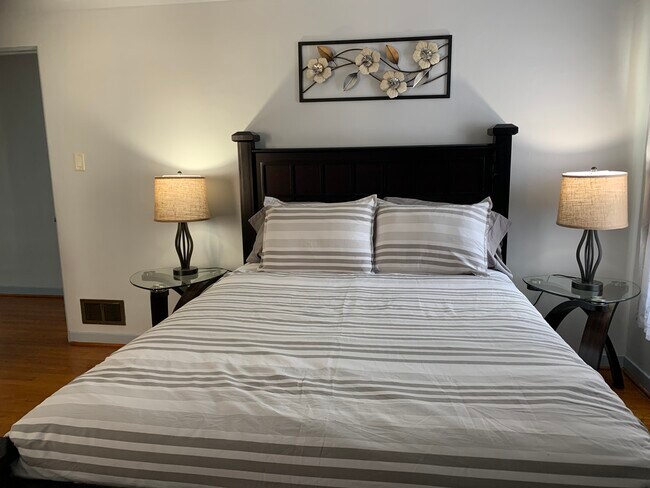 Foto del edificio - 2014 Davis Ave