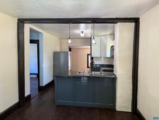 Foto del edificio - 504 12th St NW