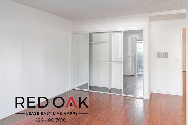 Foto del edificio - 6255 Beck Ave