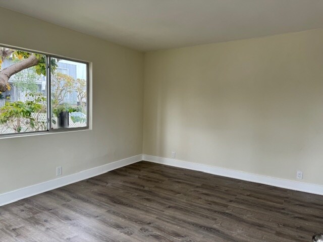 Foto del edificio - 11529 Iowa Ave