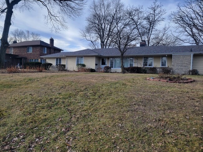 Building Photo - 2123 Eileen Rd