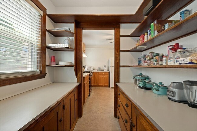 Foto del edificio - 31 Carver Rd