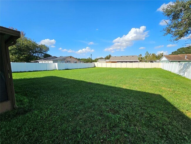 Foto del edificio - 1011 Longwind Way