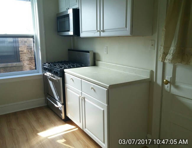 Foto del edificio - 530 Sheridan Rd