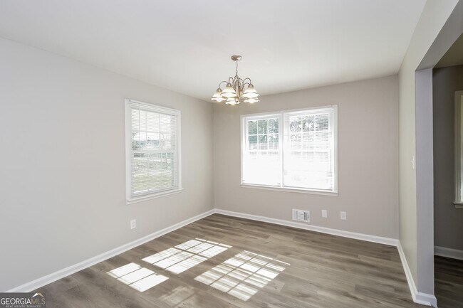 Building Photo - 6420 Timothy Ln