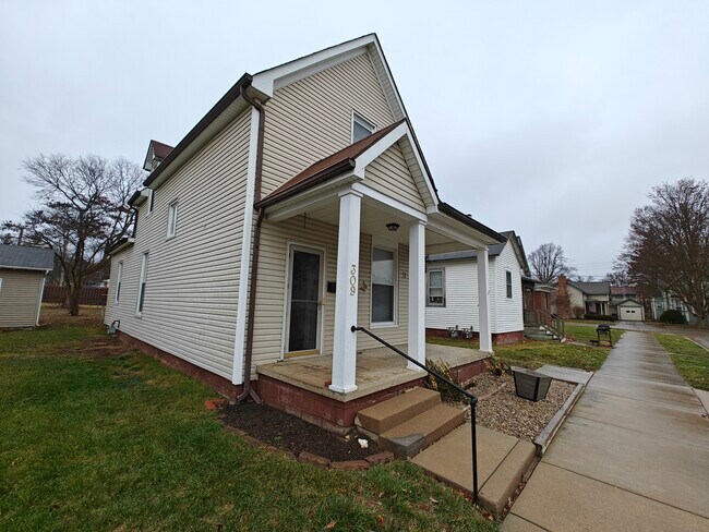 Building Photo - 309 S Shelby St