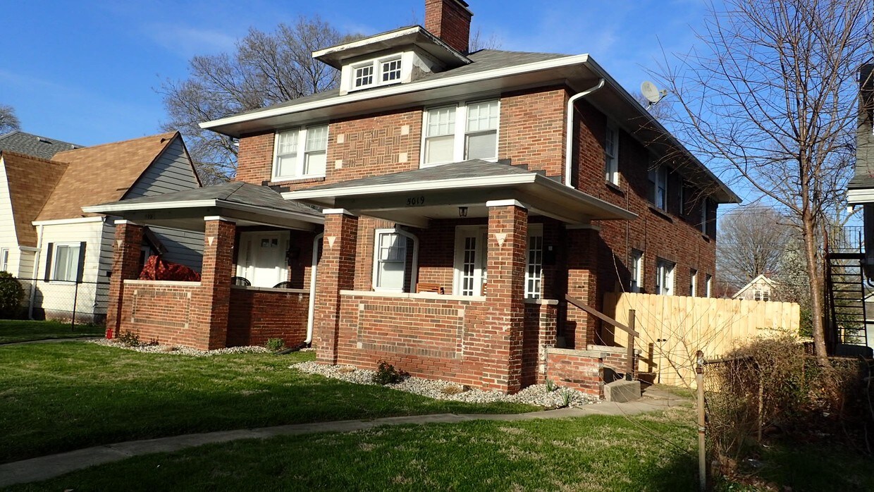 Foto principal - 5019 N College Ave
