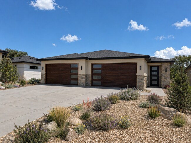 Building Photo - 372 Ember Ln