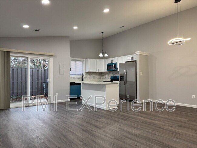 Foto del edificio - 10114 Scotch Hill Dr