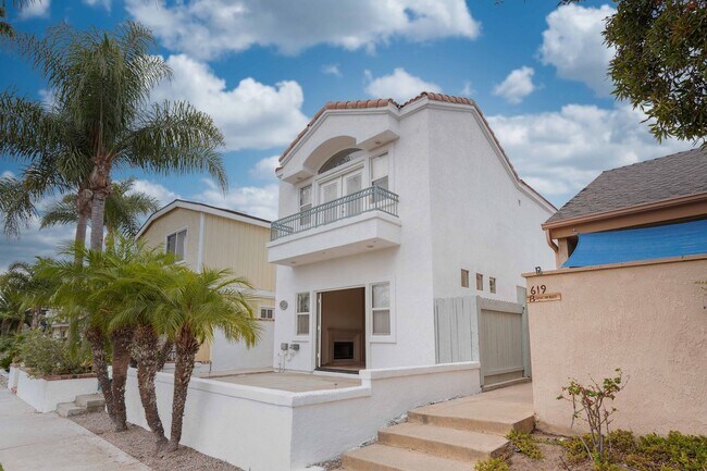 Foto del edificio - Stunning Tuscan Style Home 3 Bedroom/ 2.5 ...