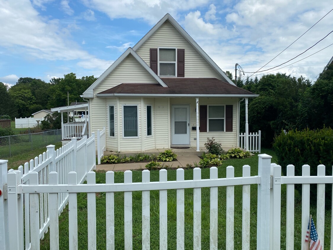 Foto principal - 600 Jefferson Ave