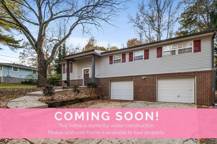 Primary Photo - 5242 Hollyhock Rd