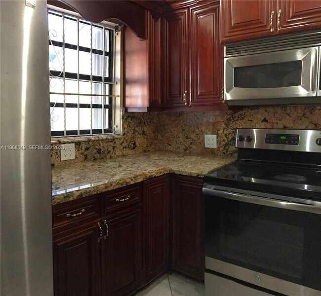 Foto del edificio - 13444 SW 62nd St