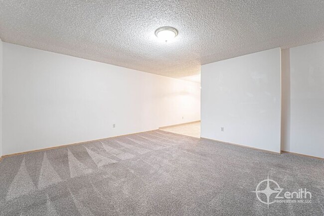 Foto del edificio - 10809 NE 48th Cir