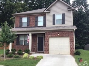 Building Photo - 450 Classic Rd