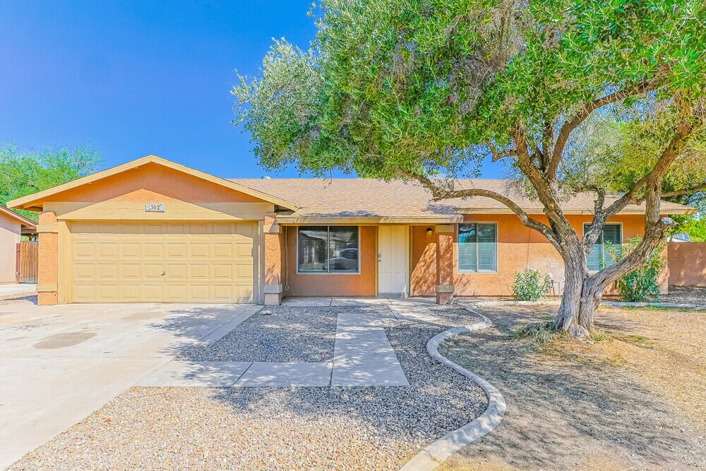 Foto principal - 562 W Highland St