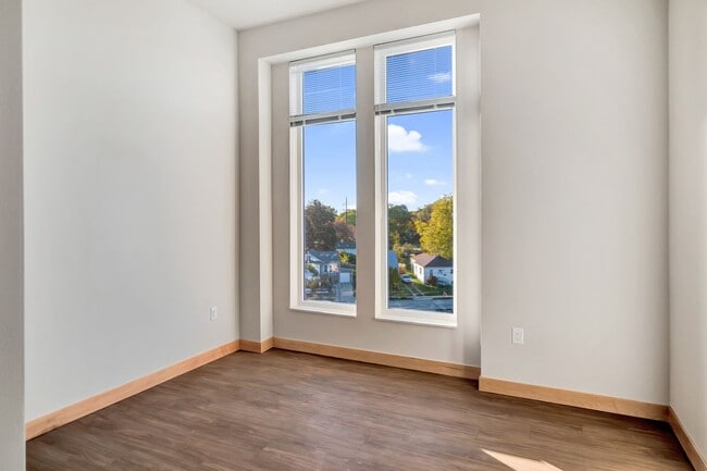 Interior Photo - Starkweather Place