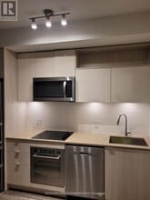 Building Photo - 121 Lower Sherbourne St