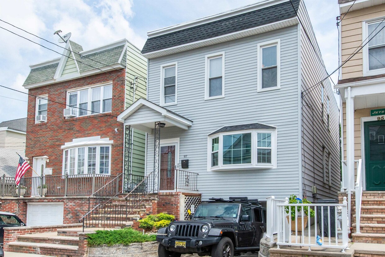 Foto principal - 97 W 15th St
