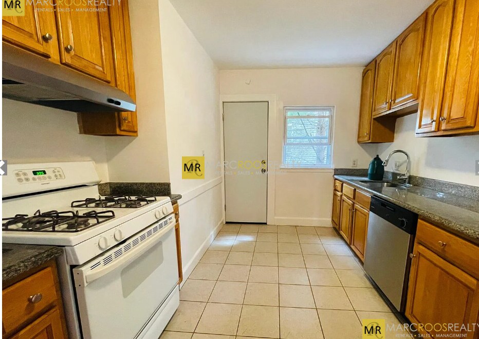 Primary Photo - 20 Shanley St