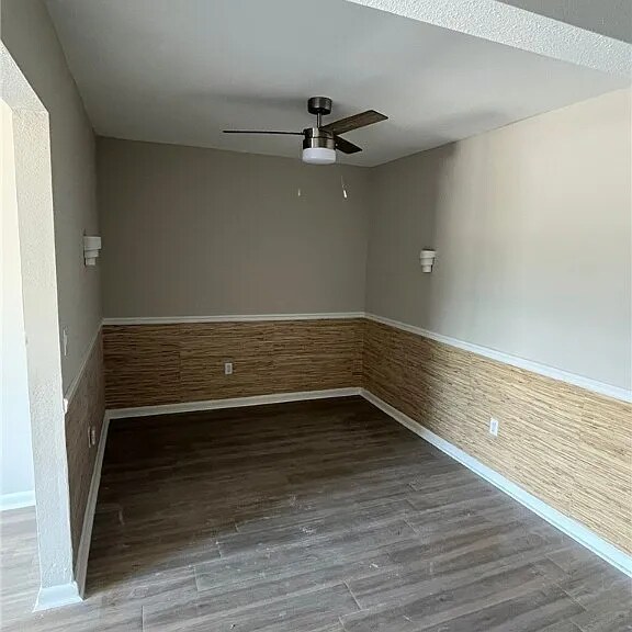 Foto del edificio - 6824 Sandtrap Dr N