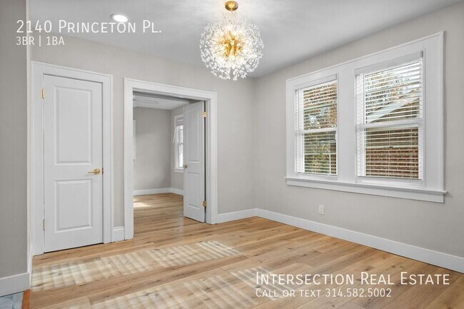 Foto del edificio - 2140 Princeton Pl