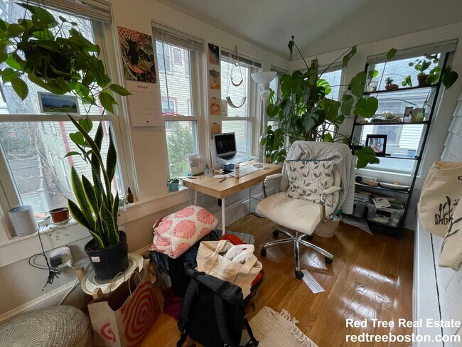 Foto del edificio - 7 Riverside Pl