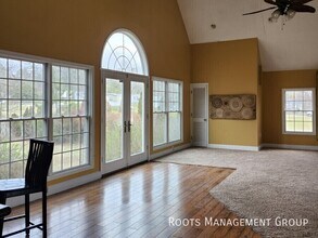 Building Photo - 387 Webster Rd