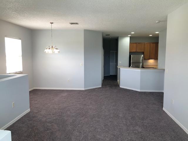Building Photo - 2925 Crestwood Ter