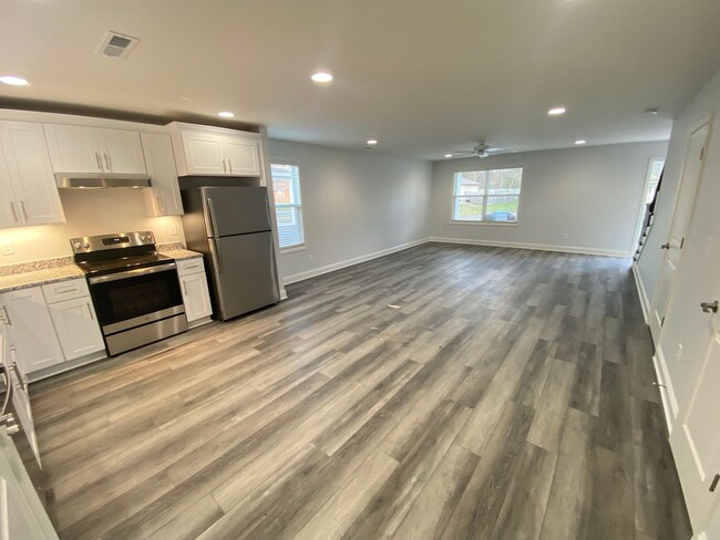 Building Photo - FOR LEASE - Brand New Construction - 3 Bed...