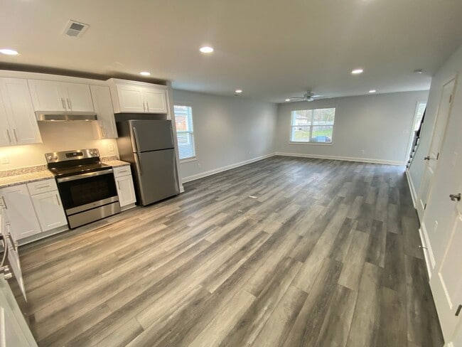 Building Photo - FOR LEASE - Brand New Construction, in Watertown!