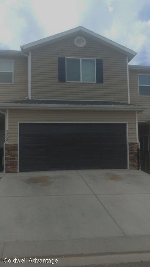 Building Photo - 3 br, 2.5 bath House - 126 E 3025 N