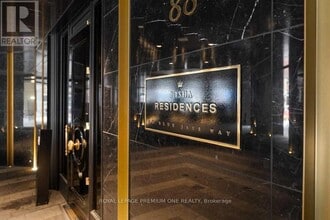 Building Photo - 88 Blue Jays Way