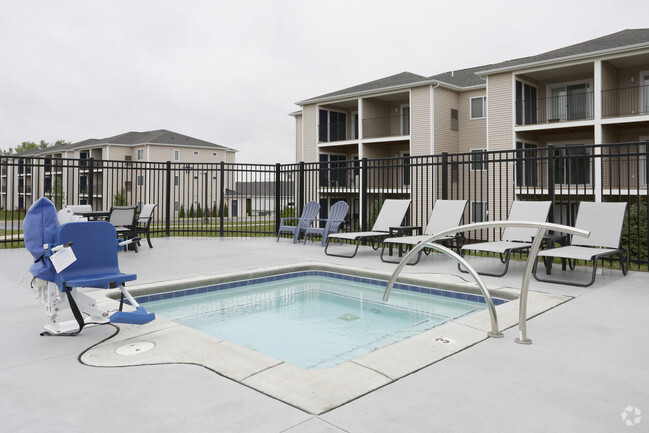  - Apartments At Sauk Trail