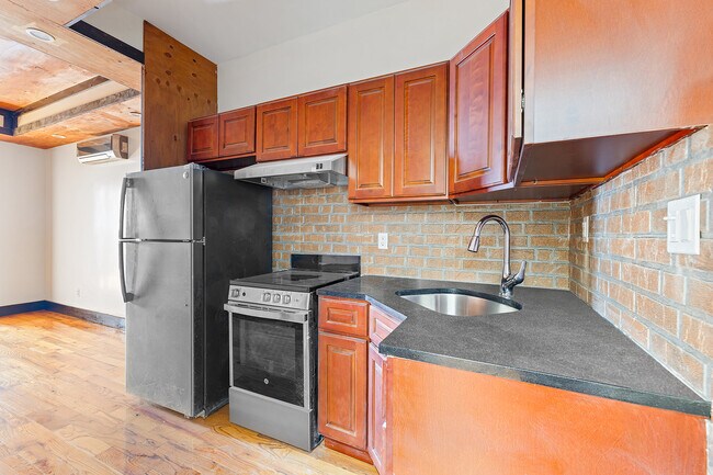 Building Photo - 1287 Greene Ave
