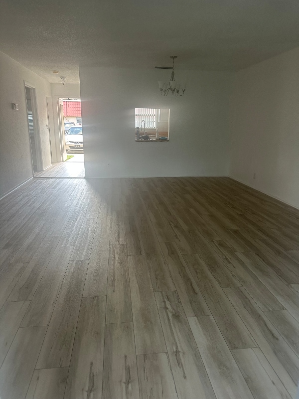 Building Photo - 239 Down E Ln