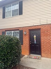 Building Photo - 7 Duiguid Dr