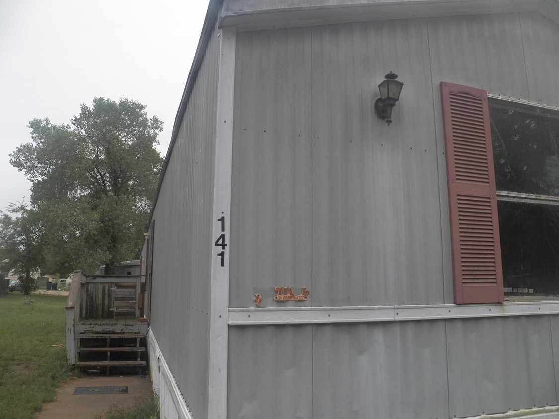 903 Maguire Rd, Noble, OK 73068 Condo for Rent in Noble, OK