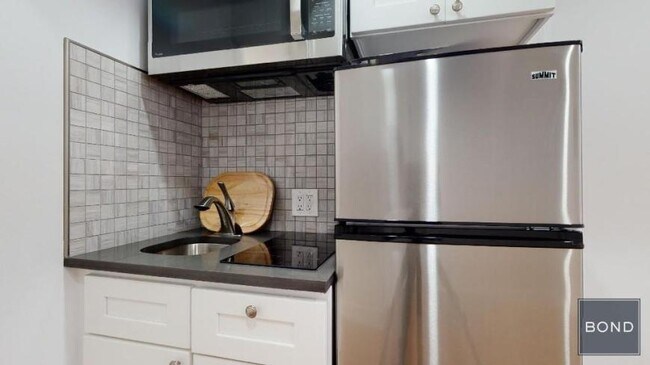 Foto del edificio - 0 bedroom in Manhattan NY 10003