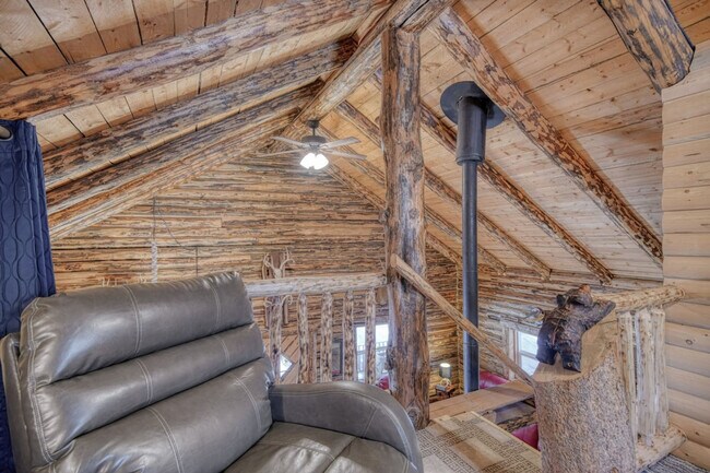 Building Photo - 3980 Bootjack Dr