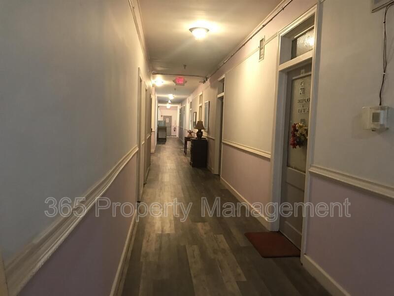 101 W Oak St, Arcadia, FL 34266 Condo for Rent in Arcadia, FL