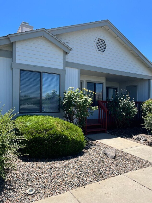 Primary Photo - Two Bedroom Condo with great views!