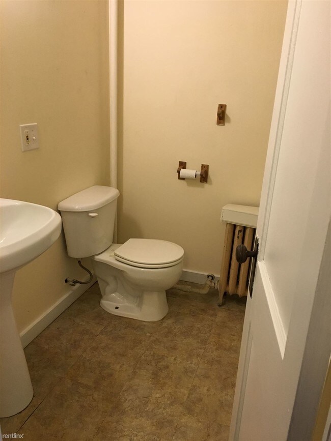 Foto del edificio - 1517 Plainfield Ave NE