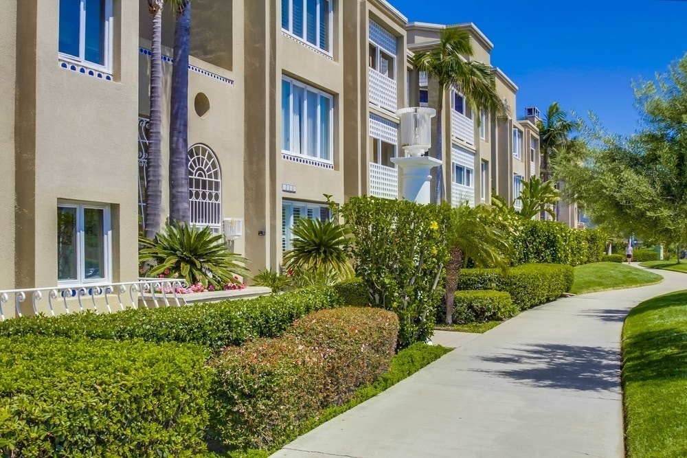 Primary Photo - 1BR / 1BA University City Large Condo “887...